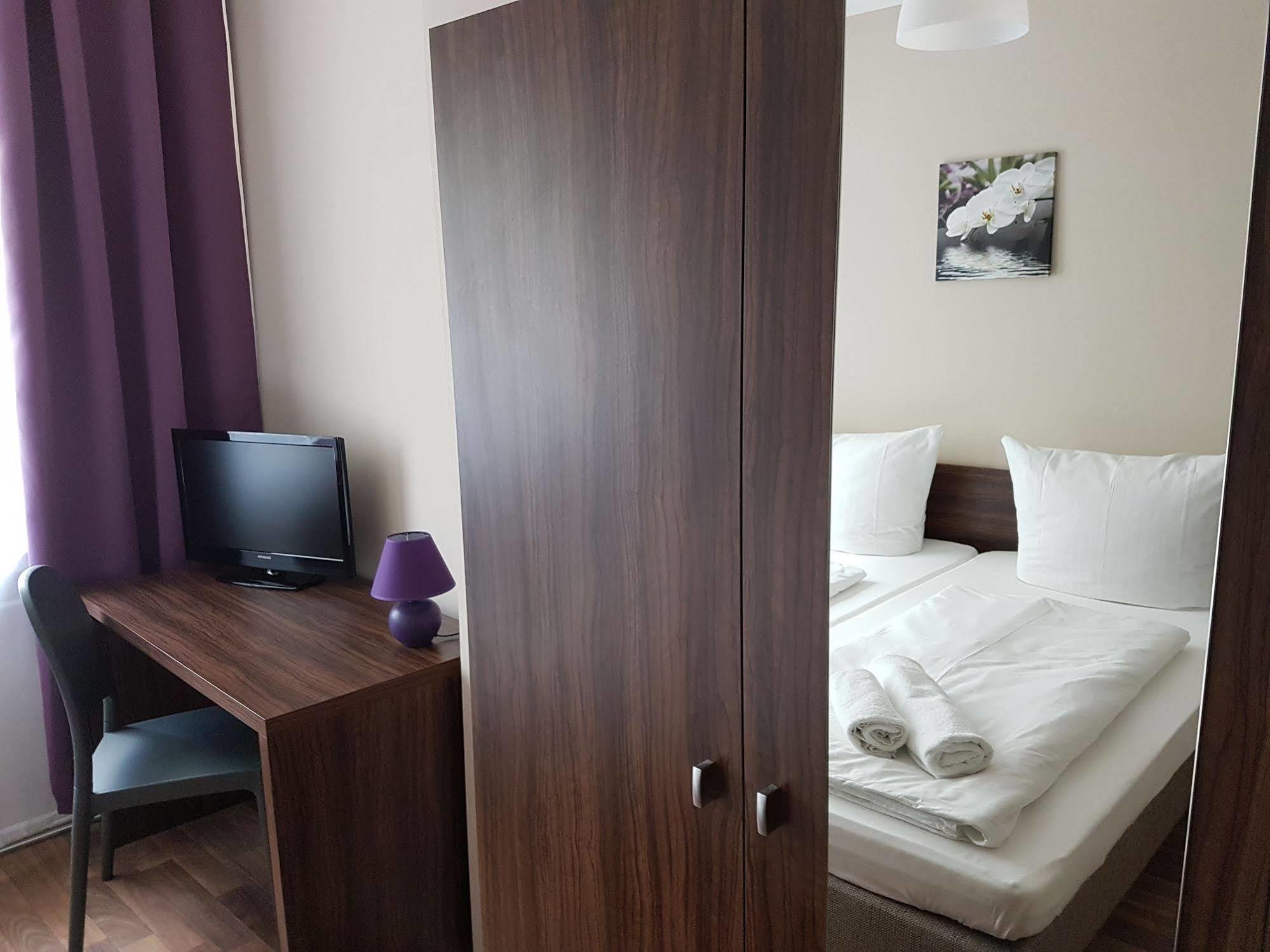 Hotel Eberty 2*